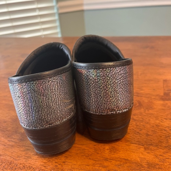 Sanita pebbled charcoal gray metallic slip on clog size 38 women’s 7 - Picture 6 of 9